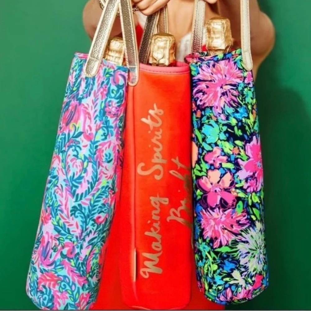 Lilly Pulitzer Wine Bag, Festive Fantasy, Hostess Gift - Picture 12 of 12
